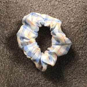 Light yellow, blue and pink scrunchie